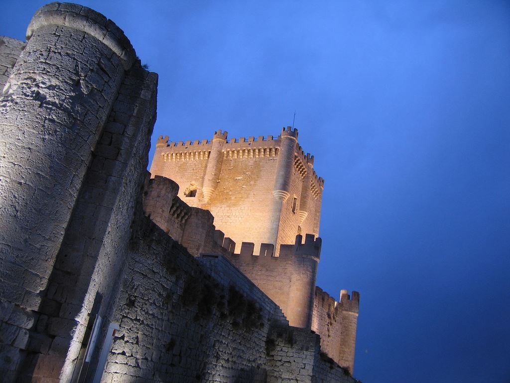 Medieval walls muralla villas towers defence cities protection Spanish walled towns in Spain