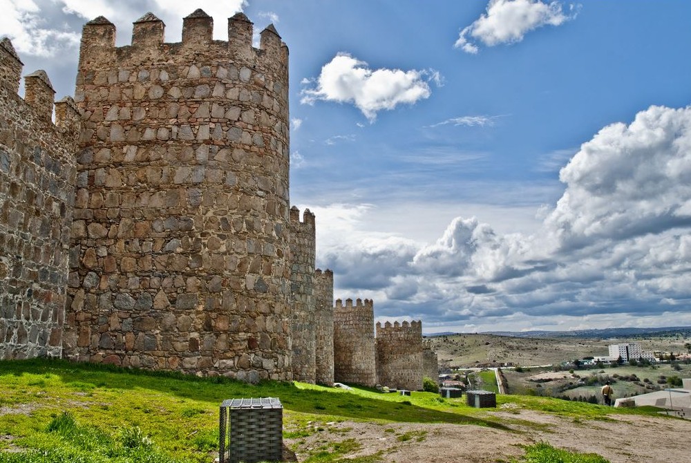 Medieval walls muralla villas towers defence cities protection Spanish walled towns in Spain